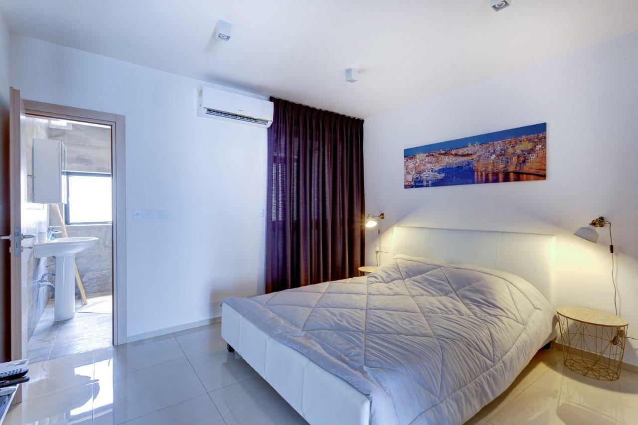 Cosy 1Br Penthouse With Terrace, Great Location Apartment Gzira ภายนอก รูปภาพ